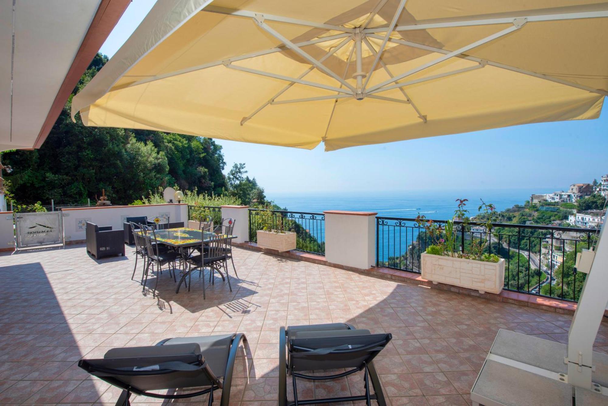 La Maison Raffaele & Rita Amalfi Bagian luar foto
